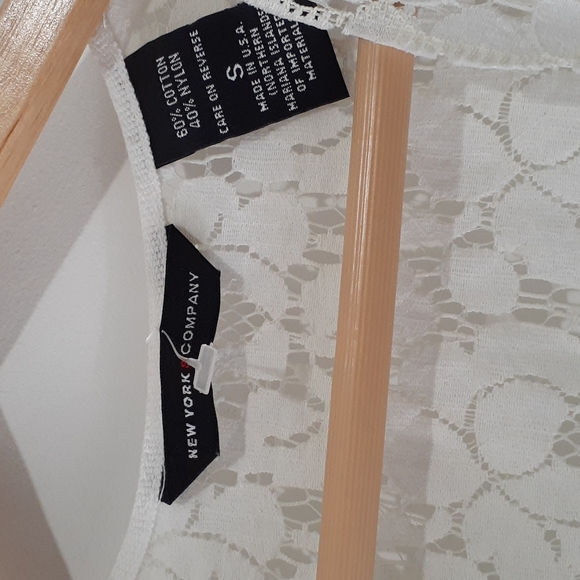 New York and Company Lace Top - Picture 2 of 3